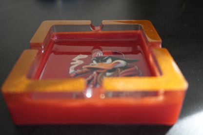 Handgemachter Epoxidharz-Aschenbecher – Wunschmotiv & Farbe