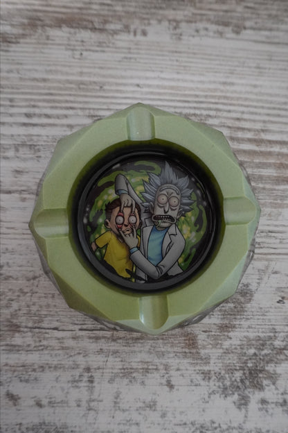 Handgemachter Epoxidharz-Aschenbecher – Wunschmotiv & Farbe